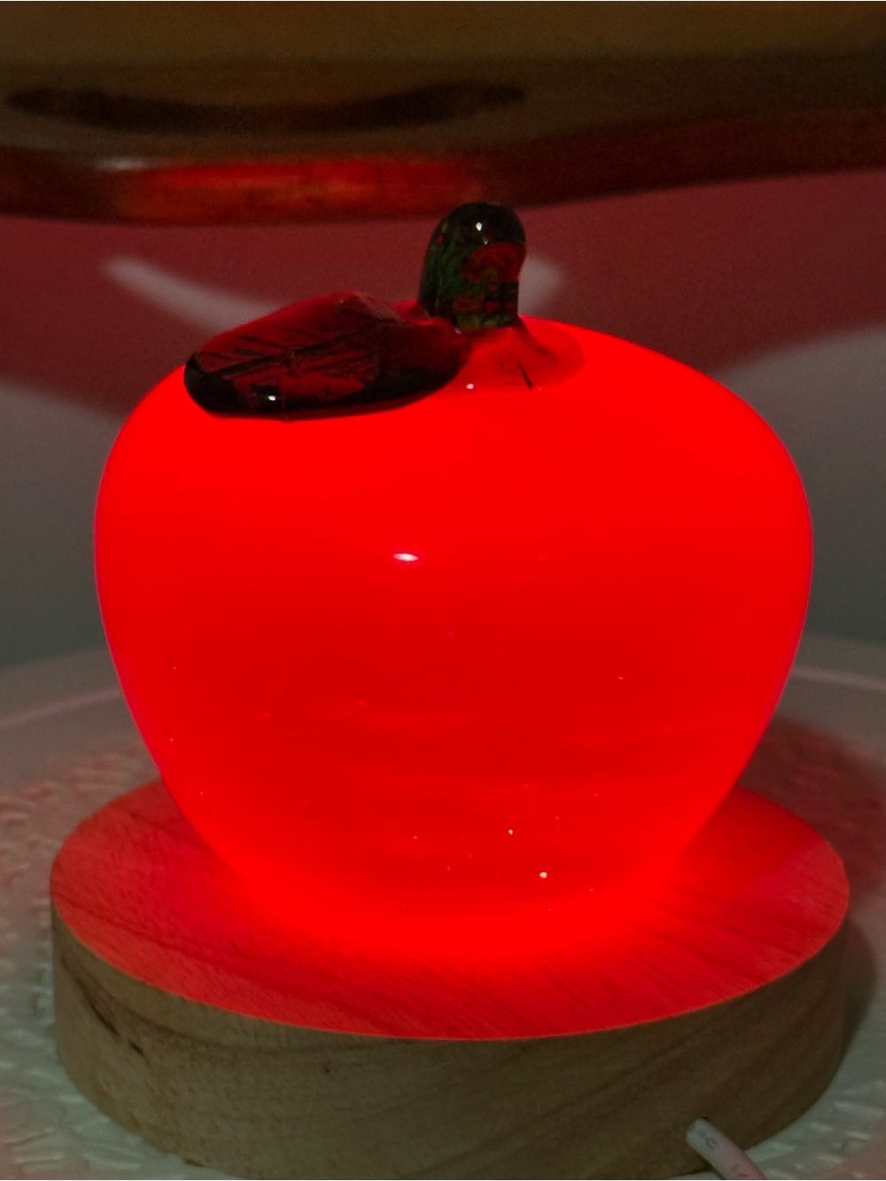 Glass Apple - Picture 7 of 7